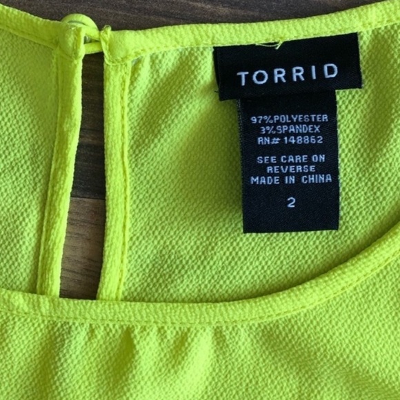 Torrid sleeveless top - Picture 5 of 8